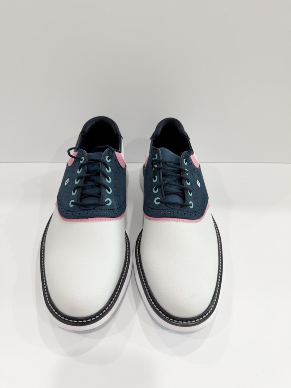 Foot Joy Traditions Men’s Golf Shoes - Picture 2 of 9